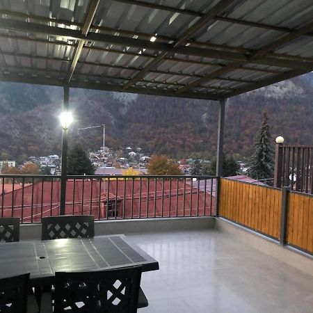 Ferienwohnung Lukassalomea Bordschomi Exterior foto